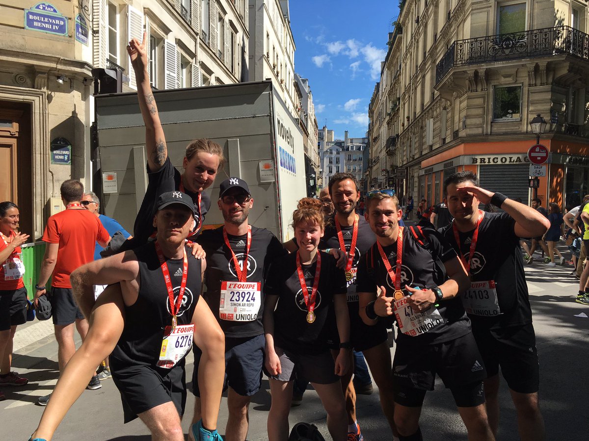 AR_Republique's tweet photo. 10k de chaleur et d'émotion #whyirunrepublique @10kmlequipe https://t.co/EZkHRVB75U