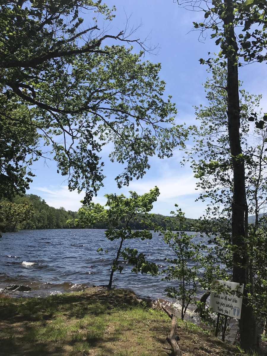 VtJeanne's tweet photo. In my happy place! 🌞 #harriman #vtbeginshere #goodforthesoul https://t.co/CfGQaHDqqm