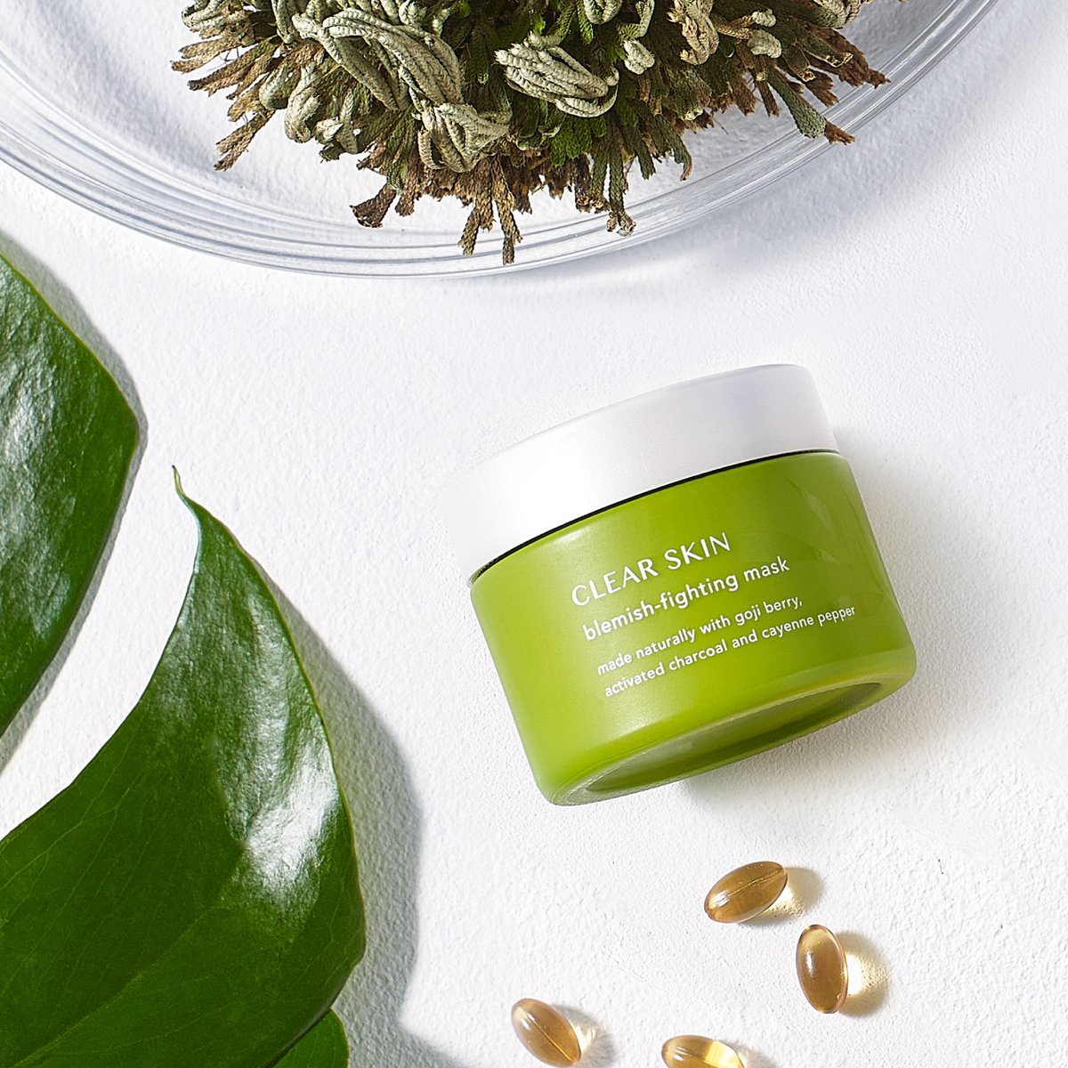 TropicSkincare's tweet image. Exciting news! We've been shortlisted in the FreeFrom Skincare Awards 2017 🎉