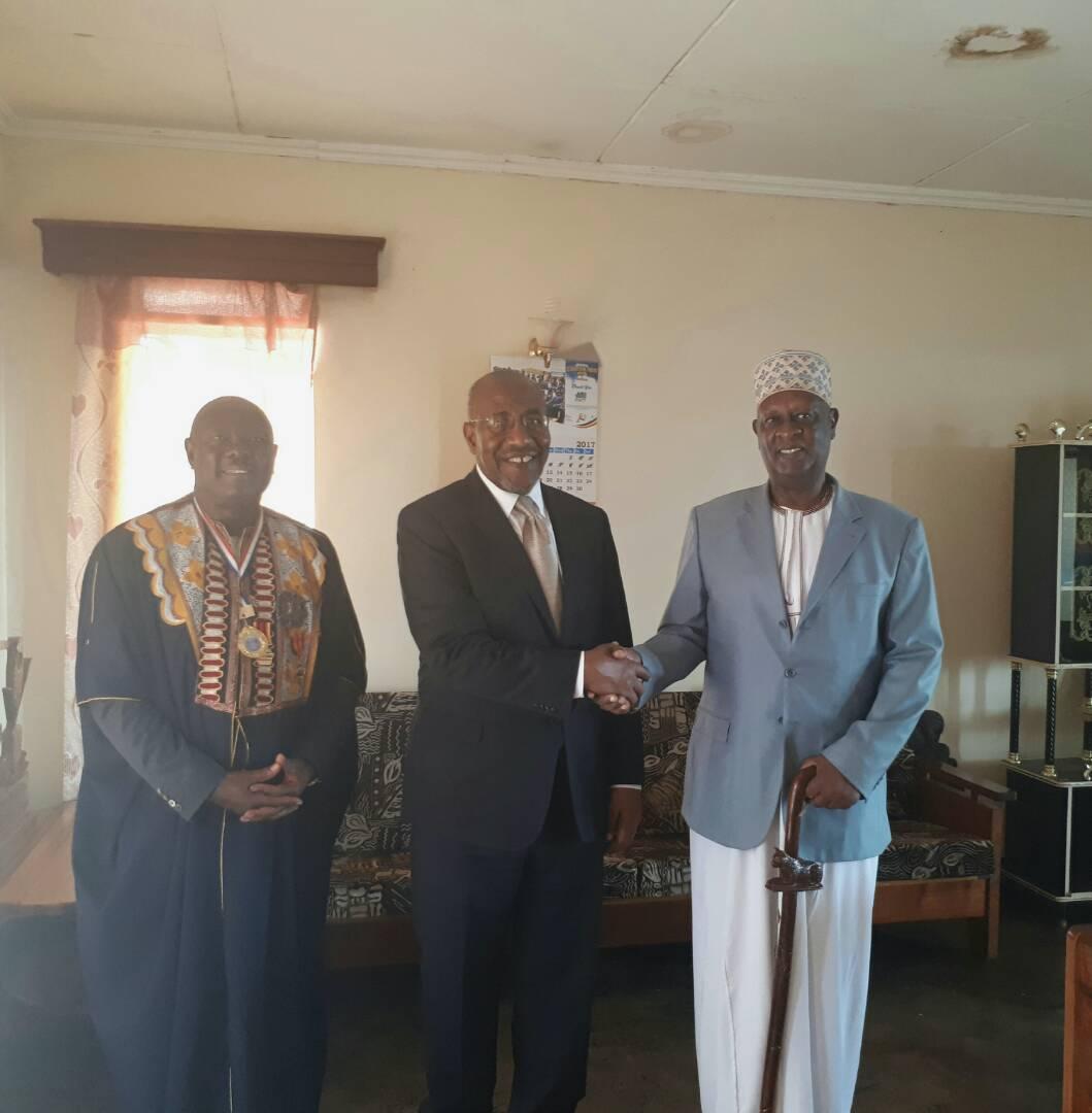 RuhakanaR's tweet photo. Represented HE @KagutaMuseveni in Hoima today at the 23rd coronation anniversary of Omukama Solomon Gafabusa of Bunyoro Kitara Kingdom https://t.co/gNl6lC7SiY