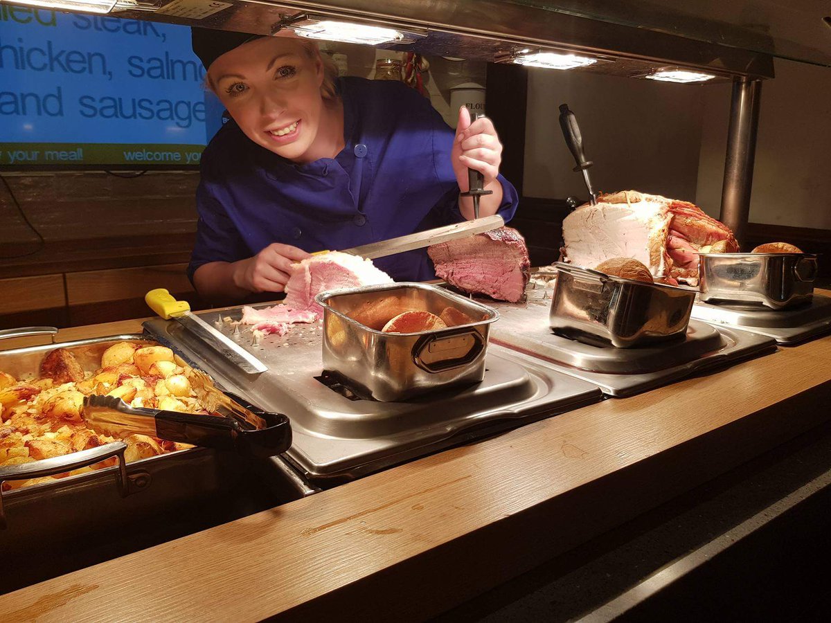 Amazing feed back today on our Sunday Carvery Juicy, succulent meat and Service with a smile from the lovely KM Kirsty