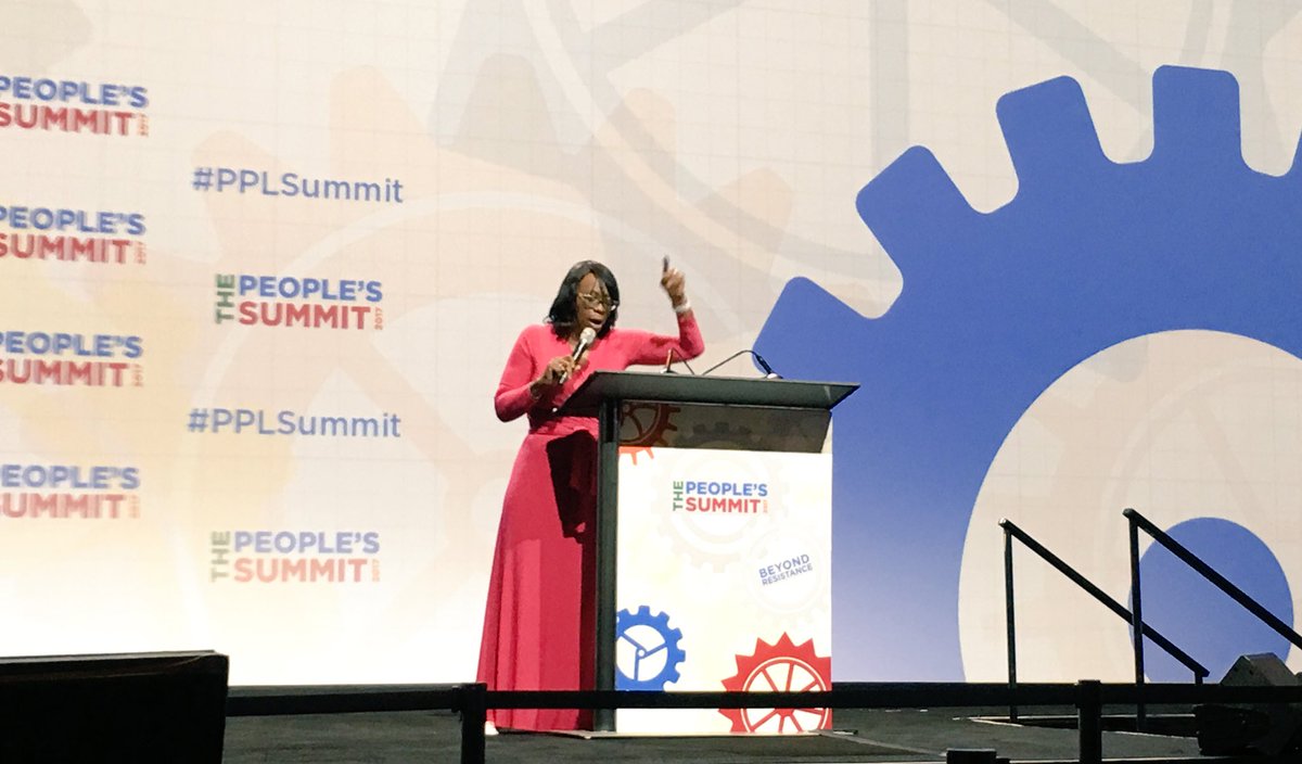 RoseAnnDeMoro's tweet photo. .@ninaturner: "We are going to hold our politicians accountable - we don't give a damn if they're Dem or Repub!" #PPLSummit #SundayMorning https://t.co/sZFYyoN33X