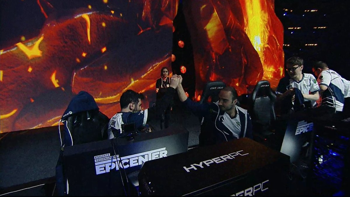 AmirArmik's tweet photo. in 9ks we trust​
#team_liquid https://t.co/CLQUiLdCZC