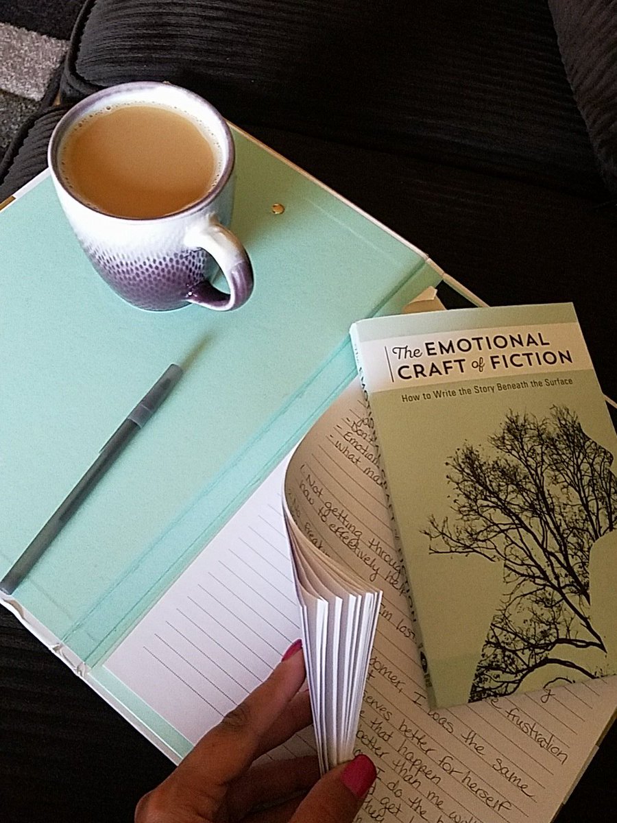 AnRoFox's tweet photo. Time to work through notes from the amazing #EmotionalCraft workshop with @DonMaass in pdx. Insightful &amp; challenging, thank you so much! https://t.co/7PwCTDjJ1A