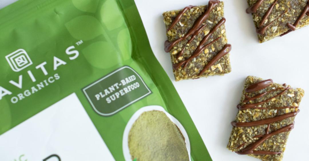 NavitasOrganics's tweet photo. The sweetness of Cacao &amp; protein of Hemp are packed into these addicting bars by @AllysonMeyler: https://t.co/LwXD31FmIJ #HempHistoryWeek https://t.co/IccBiNG6QD