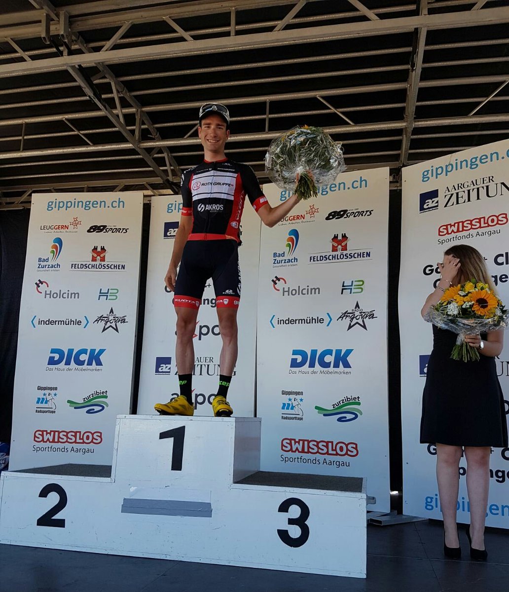 Victory for <a href="/colinstuessi/">Colin Stüssi</a> 🏆 <a href="/FumeauxJonathan/">Fumeaux Jonathan</a> finished 8th &amp; <a href="/BaillifardV/">Valentin Baillifard</a> grabs the 9th place and won the mountain prime 💪
<a href="/GP_Gippingen/">Radsport Gippingen</a> 🚲💨💨💨