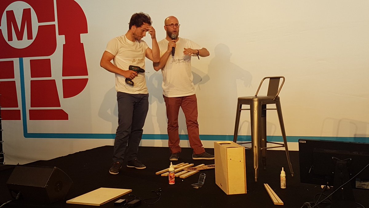 Assemblage en direct d'une baffle personnalisé et évolutive <a href="/craftnsound/">Craft 'n Sound</a> <a href="/MakerFaireParis/">Maker Faire Paris</a> #MFP2017 #DIY