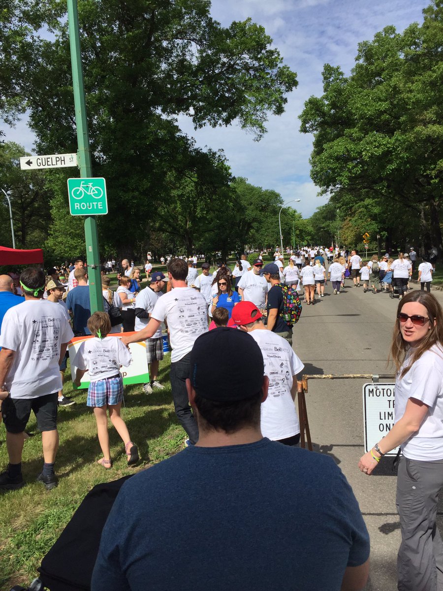 ScottGillingham's tweet photo. Beautiful morning for #RBCCruising17 with @Brody_Jackson and everyone supporting @childrensrehab. https://t.co/zZNiwPUYv8