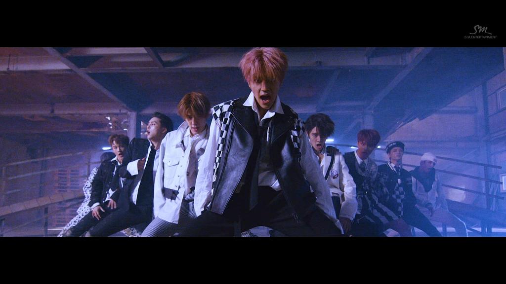 MARKLEE_TH's tweet photo. [CAP] 170611 #NCT127 Teaser 2 #CHERRYBOMB #MARKLEE #MARK 🐻💣❤️🍒 https://t.co/YJ0BGQS8tc