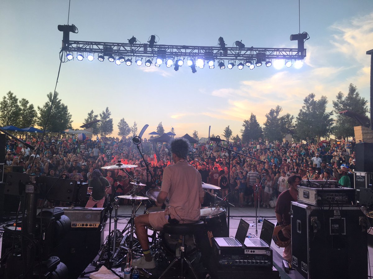 thehopefest's tweet photo. Things got a little Cray yesterday. Thanks for crankin' it like a Chainsaw yesterday in the heat  #HopeFest2017! @FamilyForce5 https://t.co/YhPoCxfNwy