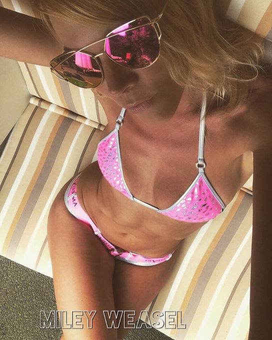 Time to show my new @microbikini_  by Divissima 😍😍😍 #bikini #bikiniselfie #lovepink @mydirtyhobby @mydirtyhobbyen<a class="tags" target="_blank" title="On Twitter" href="/?out=eyJ0eXAiOiJKV1QiLCJhbGciOiJIUzUxMiJ9.eyJpYXQiOjE3MjA3NTMzNjEsImlzcyI6InR3cG9ybnN0YXJzLmNvbSIsIm5iZiI6MTcyMDc1MzM2MSwiZXhwIjoxNzUyMjg5MzYxLCJyZWRpcmVjdF91cmwiOiJodHRwczovL3R3aXR0ZXIuY29tL21pY3JvYmlraW5pXyJ9.mFtEXXYxlFwBcc4I-OUeoD_6UQXSyiIoZbY6MdFBbIaRHjDDkARh-ZF4OvuXLjgZMpxEB7Vra-8OKkcWFrlSEA">@microbikini_</a><a href="/tag/bikini"class="tags"><span>#bikini</span></a><a href="/tag/bikiniselfie"class="tags"><span>#bikiniselfie</span></a><a href="/tag/lovepink"class="tags"><span>#lovepink</span></a><a href="/tag/mydirtyhobby"class="tags"><span>#mydirtyhobby</span></a>