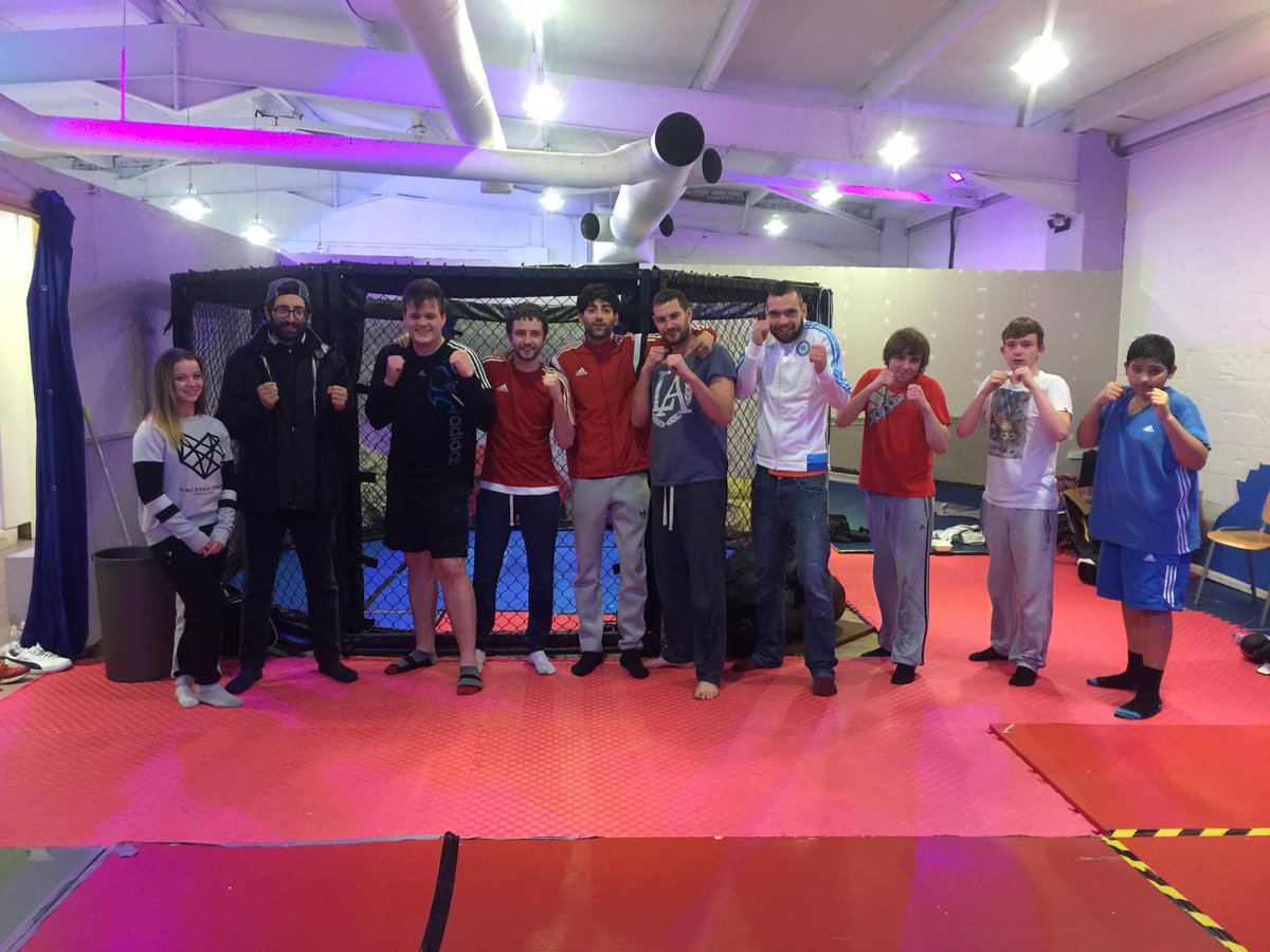 _LMA2016_'s tweet image. We at Livingston Martial Arts are dedicated to helping people improve their lives, whether they want to a champion or just lose some weight.