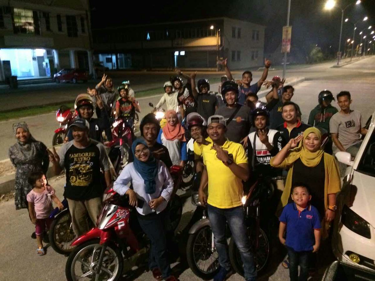 nazri_fauzan's tweet image. We are family .. love u guys😙
#uGgarage
#uGtech
#uGFAMILY