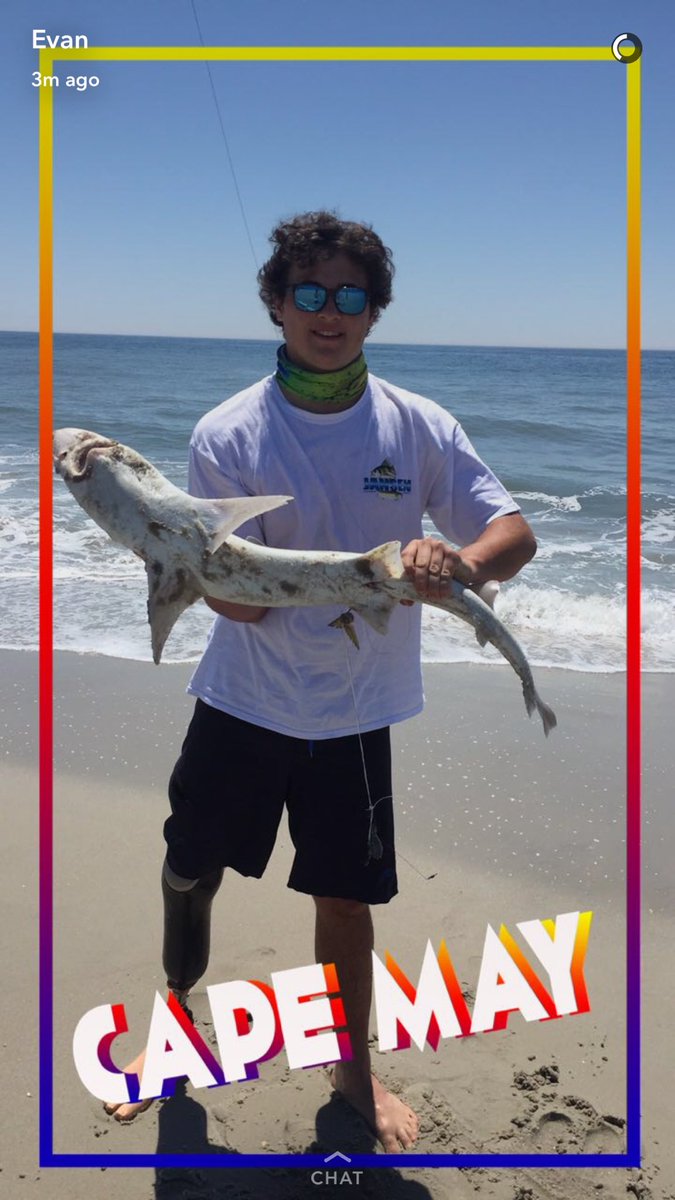 joeyloperfido's tweet photo. Easily a top 5 moment, Angler Jason has been at it non-stop for two days, different baits, spots, and lures. He has caught his shark. Huge. https://t.co/6EwooqTmAM