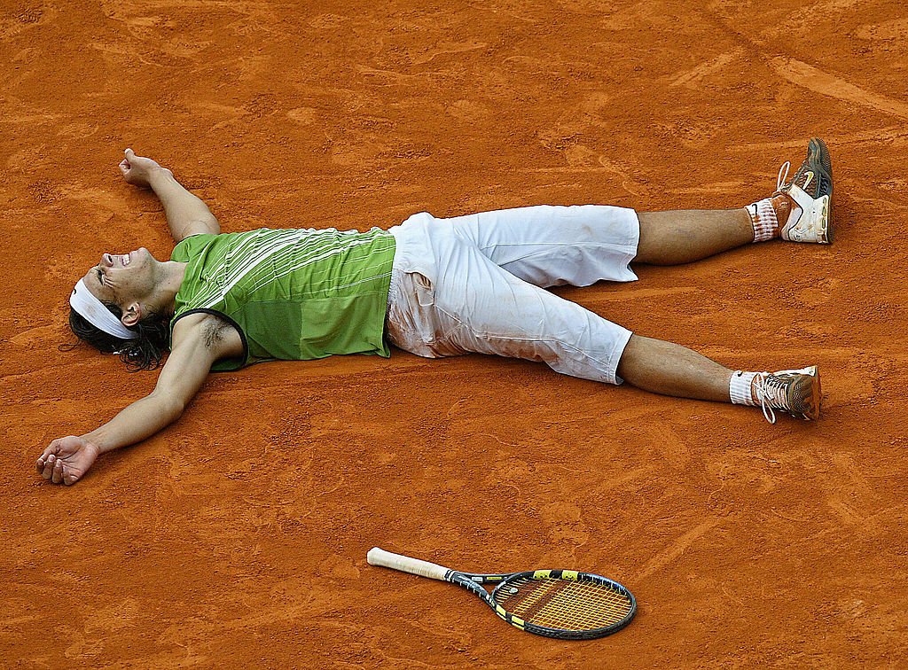 bbctennis's tweet photo. His hairstyles have changed, but the celebration stays the same

12 years apart, 10 #FrenchOpen titles later

Rafa 👑
https://t.co/rq7pwhBax2 https://t.co/UDONaYlQPb