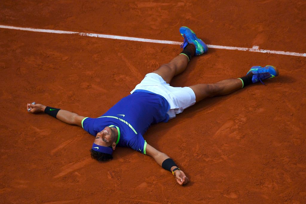 bbctennis's tweet photo. His hairstyles have changed, but the celebration stays the same

12 years apart, 10 #FrenchOpen titles later

Rafa 👑
https://t.co/rq7pwhBax2 https://t.co/UDONaYlQPb