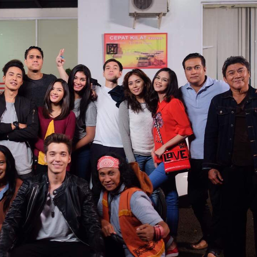 Sfc_Lampung's tweet photo. We will miss you guys!!!😢😢😢 #TheRealBoy #LastEpsTheRealBoy @steff_william @Jscmila @Cut_Meyriska265 @AkbarBhakti @sinemart_ph @SCTV_ https://t.co/EJ7YaHMn6z