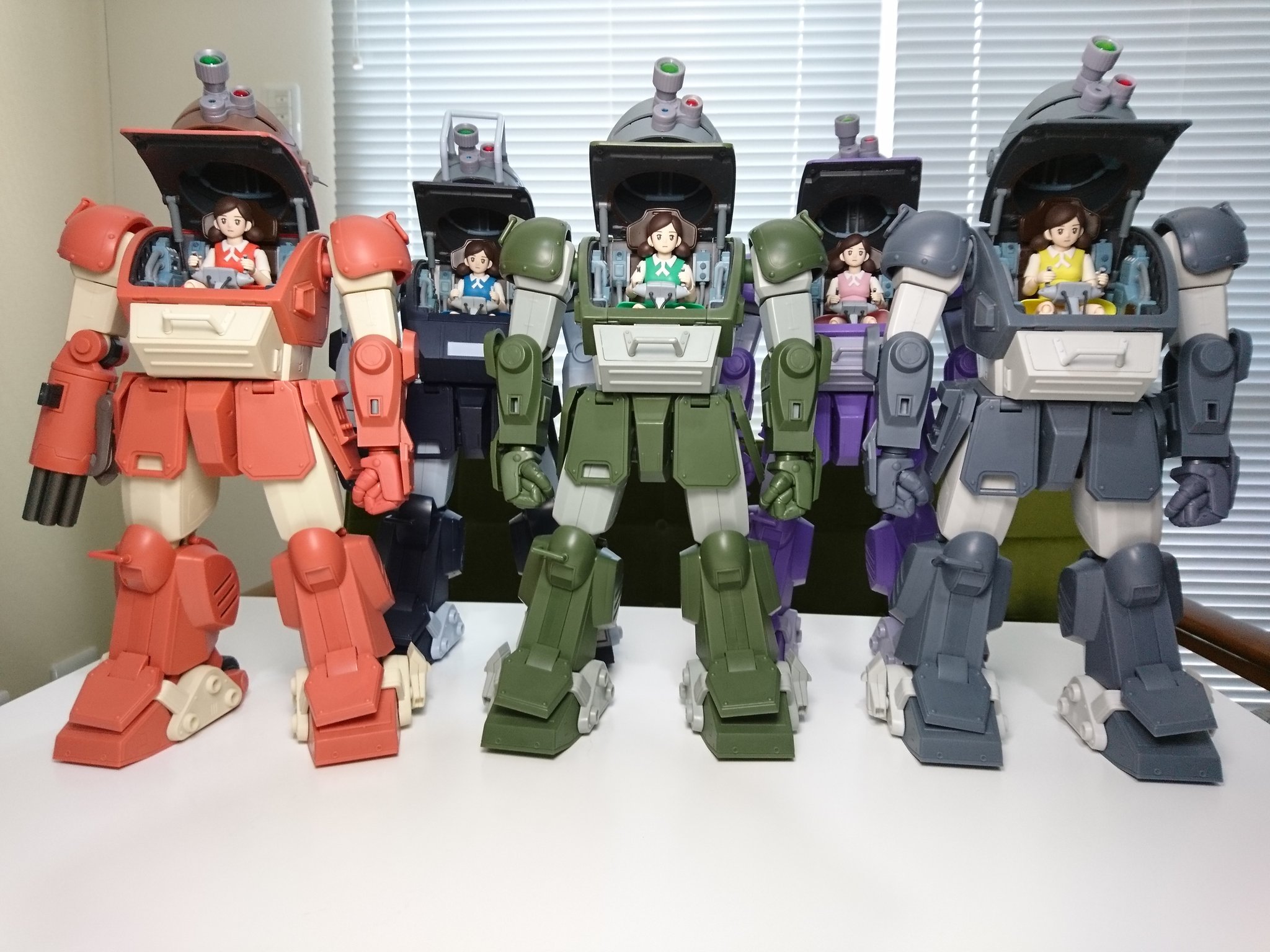 のび犬 フチ子 ボトムズ乗りの適性あり 私達は 死なない T Co Sxjysbmeoo Twitter