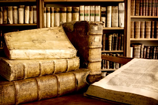 Academy_RK's tweet photo. Why did the Nazis steal so many books?
https://t.co/IVzYctVof7 https://t.co/aWE3Ey6PWN