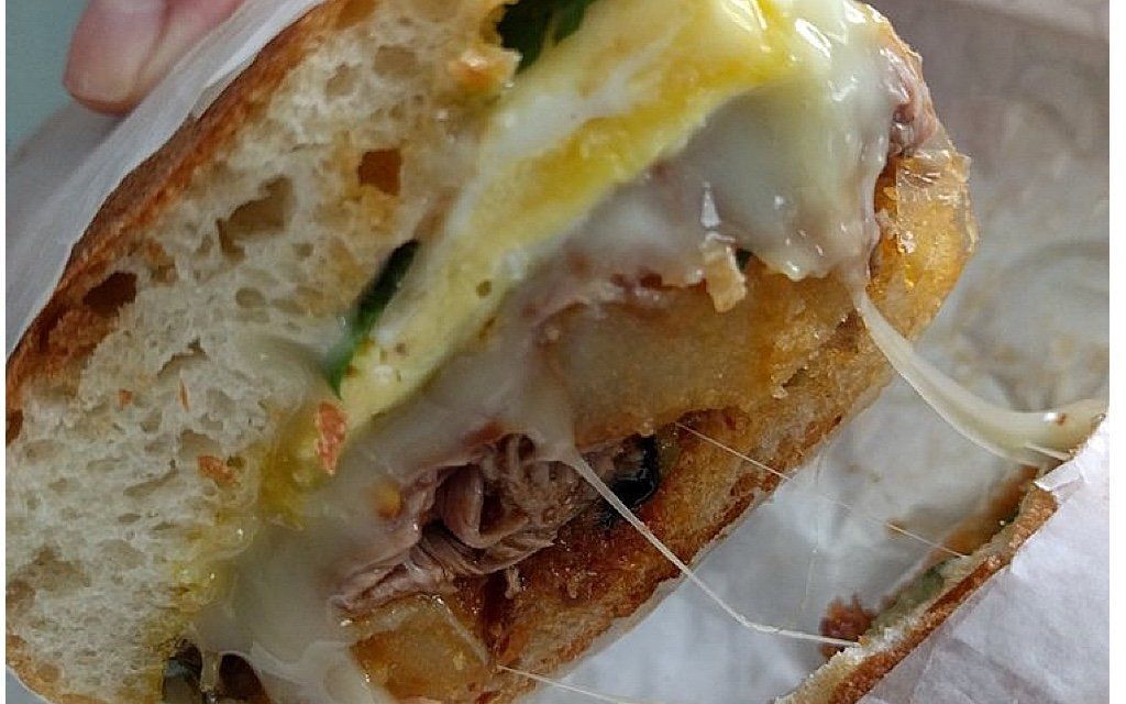 DLovesRasslin's tweet photo. Go to @BarnyardCheese in #NewYorkCity #NYC today &amp; find out why #TheWhit won a #TravelChannel #Award #Foodie #Eat

https://t.co/NgEAtkhYIY https://t.co/4CTK6ffSBj