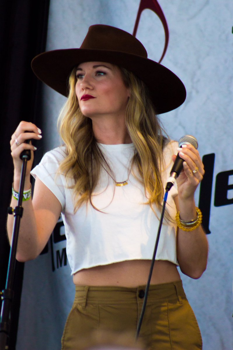 ChelseaRaynea's tweet image. Native Run | Nashville, TN 
@nativerunmusic
•
•
•
#nativerun #cmafest2017
instagram.com/p/BVNImmAgliN/