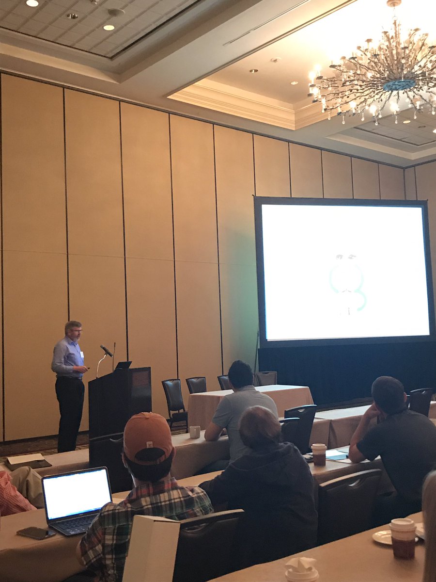 TXIDSociety's tweet photo. Dr. Scott Weaver closing out #TIDS2017 https://t.co/rcuwCNy5vk
