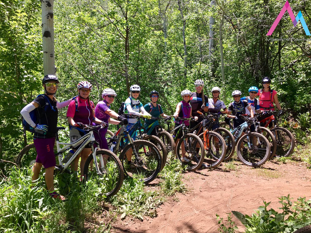 EricaTingey's tweet photo. Superb skills clinic in Park City yesterday with @WomenintheMTNS! Thanks to @jamisbikes for supporting efforts to get more women on bikes https://t.co/A7R59xWduH