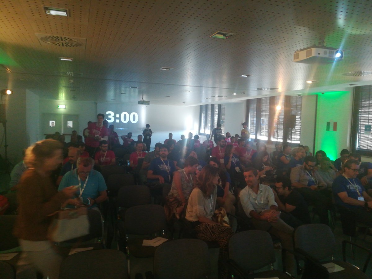 ClaudioMassei's tweet photo. Good luck teams!!! #internationalhackathon #Rome comunque andrà sarà un successo https://t.co/aVjtOxVprT