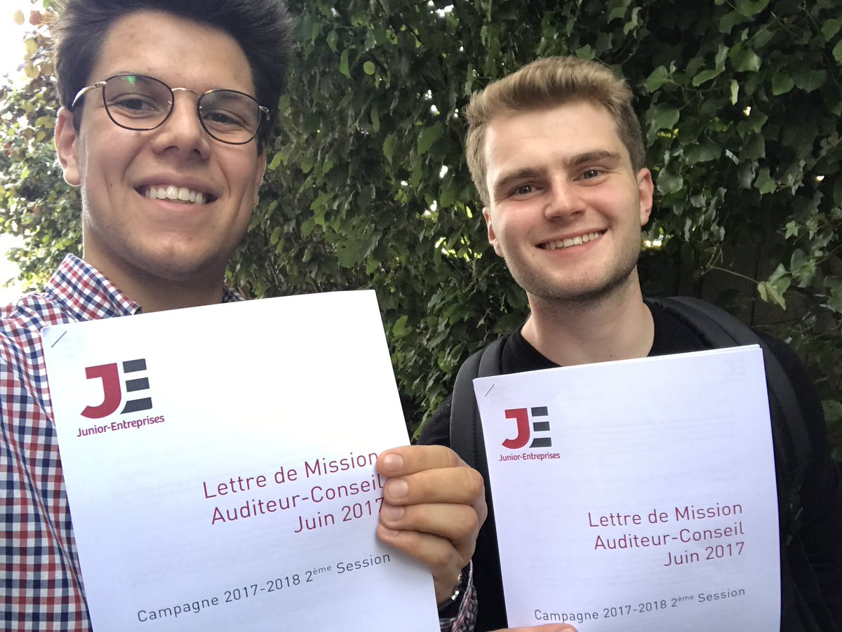 ESSCA_Junior's tweet photo. Notre trésorier &amp; notre président deviennent auditeurs-conseil!
Merci @SEPEFREI pour l'accueil lors de ce #WEFAE17
Cc @cnje @EY_CarrieresFR https://t.co/Xp5Ga26VOo