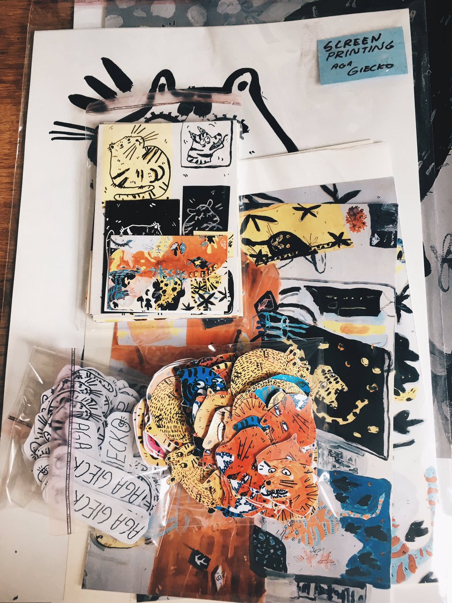 AgaGiecko's tweet photo. #degree #show #stickers #postcards #art #painting #screen #print #illustration https://t.co/tLk9AoOf06