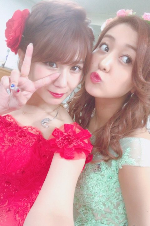 Cute_upfront's tweet photo. [℃-ute　Blog] 12周年です！岡井ちゃん:… https://t.co/lqmh7H2oYd #c_ute https://t.co/82ejxu9I4r