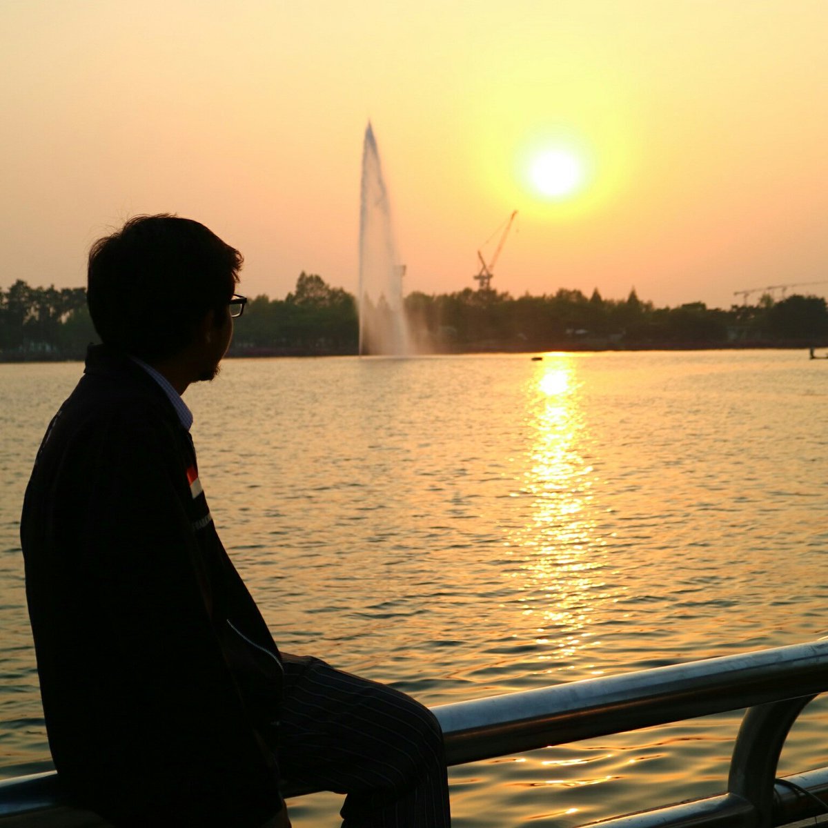 azmi_fuad's tweet photo. #NewProfilePic https://t.co/zvdbP4J2GK
