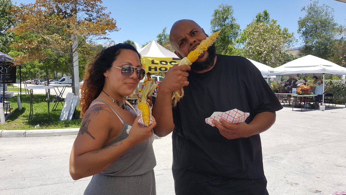 FarmersMarketFL's tweet photo. Don't miss out on the great food and gifts at the Tamarac Farmers Market at Southgate at Veterans Park from 9-2 https://t.co/tv9hWixWw4
