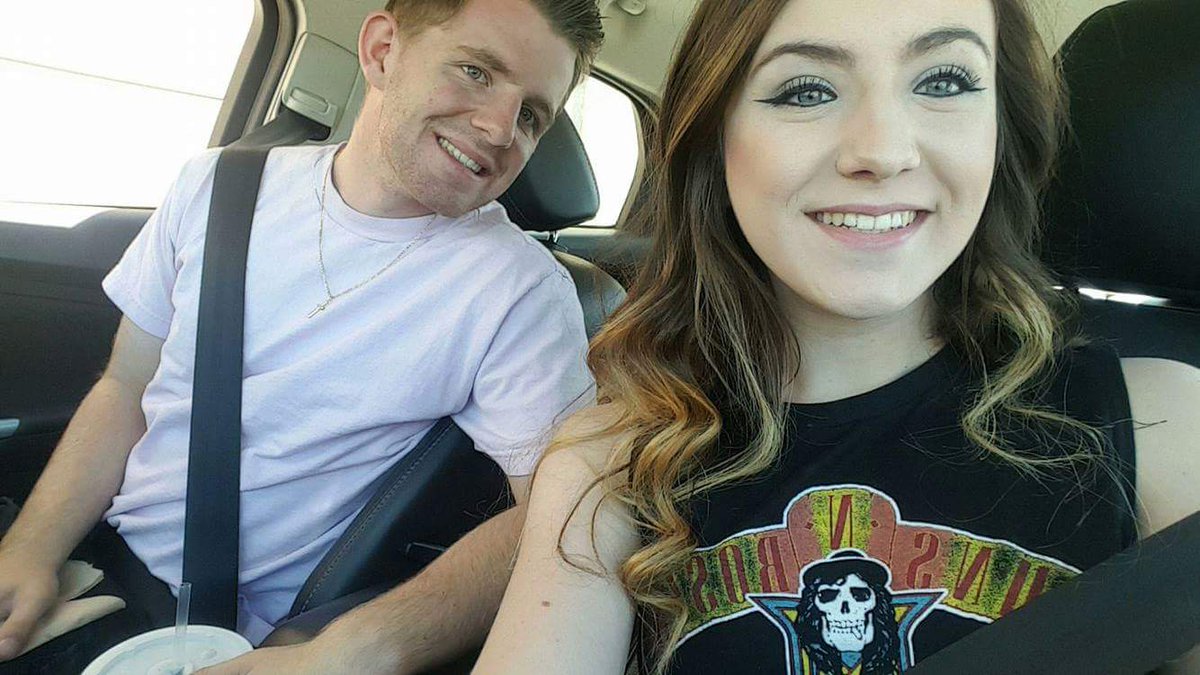 FlogGnawed's tweet photo. Til one of us dies then after.♥  @Kenziehigg https://t.co/TGFeoji8by