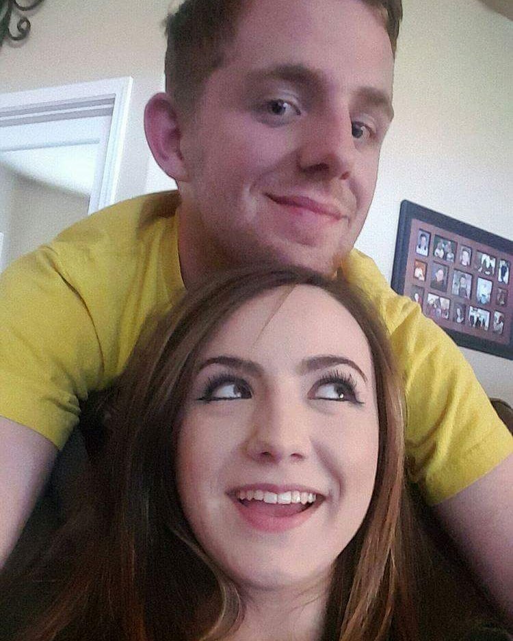 FlogGnawed's tweet photo. Til one of us dies then after.♥  @Kenziehigg https://t.co/TGFeoji8by