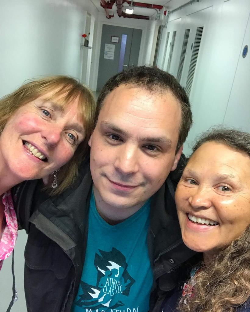 SportsMassage74's tweet photo. Great to meet up with these two lovely ladies @QuantumMetta  it's been far to long. But great to catch up. Let's not leave it that long. https://t.co/Q2Z7vdjwx4
