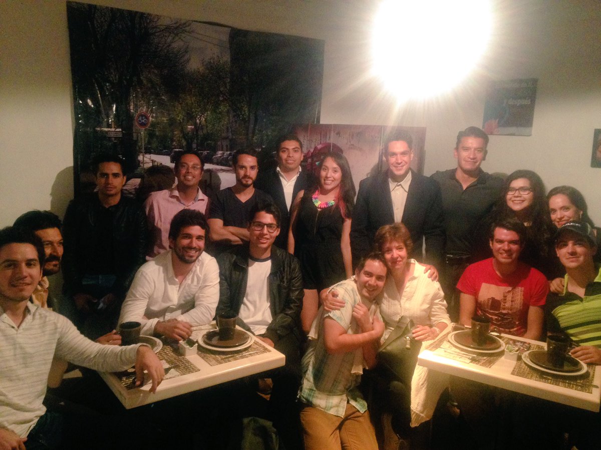 Ese Beso TC tweet media