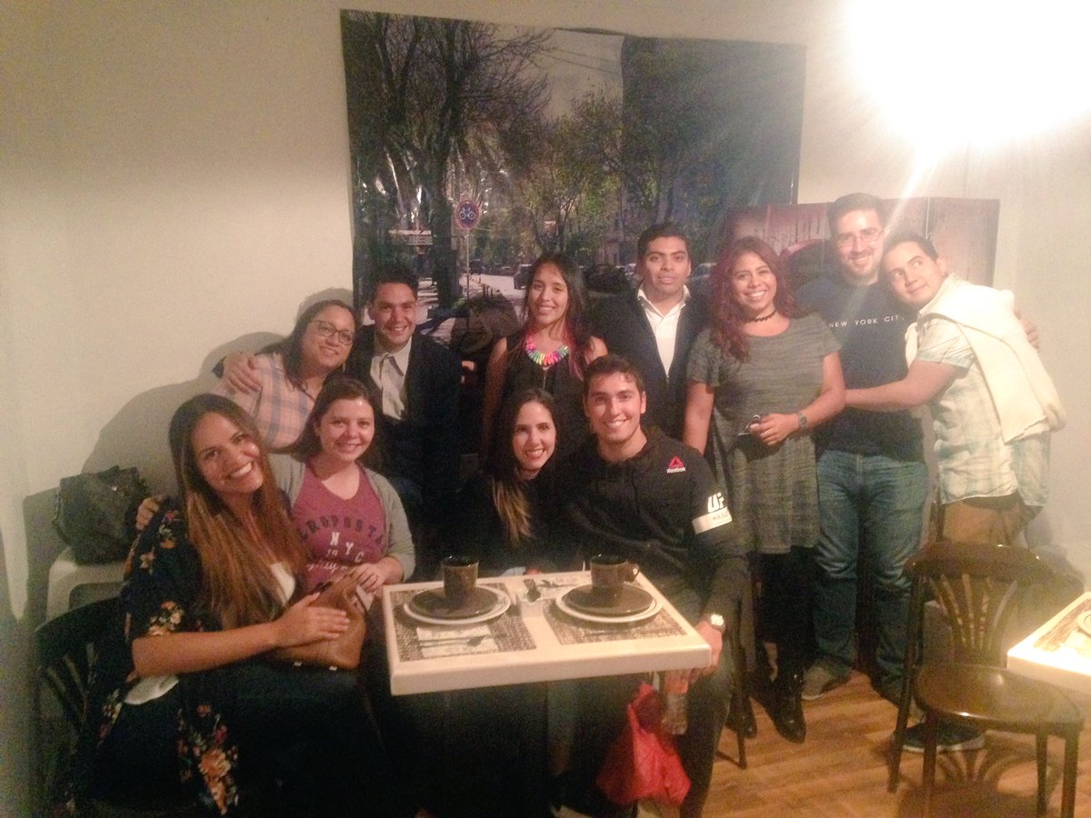 Ese Beso TC tweet media