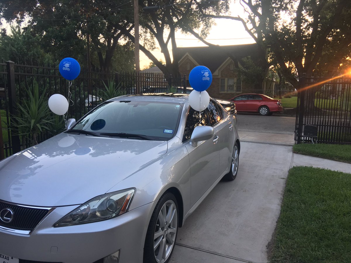 mgjasminee's tweet image. Beyond blessed! Thank you to my parents and step parents! ❤❤❤ #blessed #igotacar