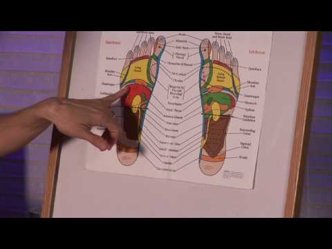 ReflexCentral's tweet photo. #reflexology Massage Therapy Tips : Pressure Points for a Foot Massage - https://t.co/dIUvSmAvJm #RT #Retweet https://t.co/lRHbemsnIE