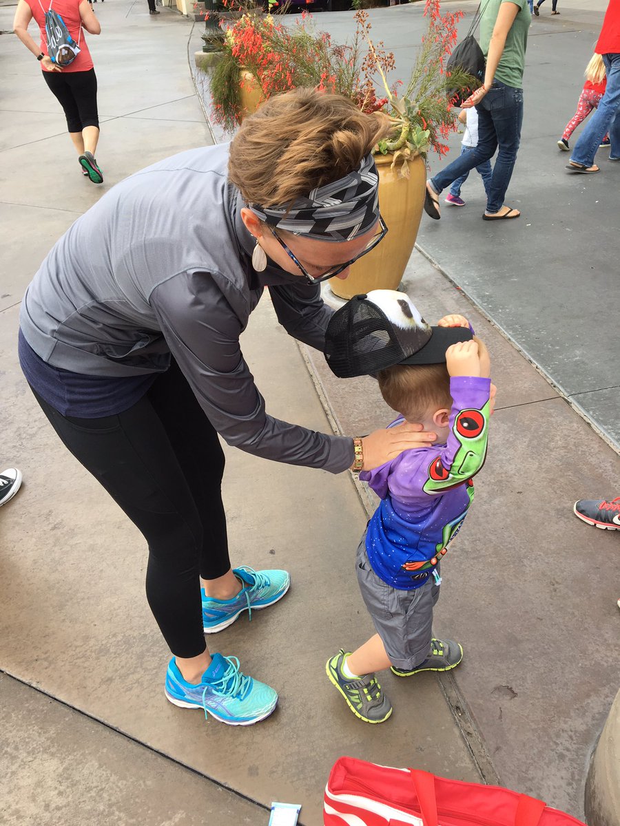 Lars Crawford tweet media