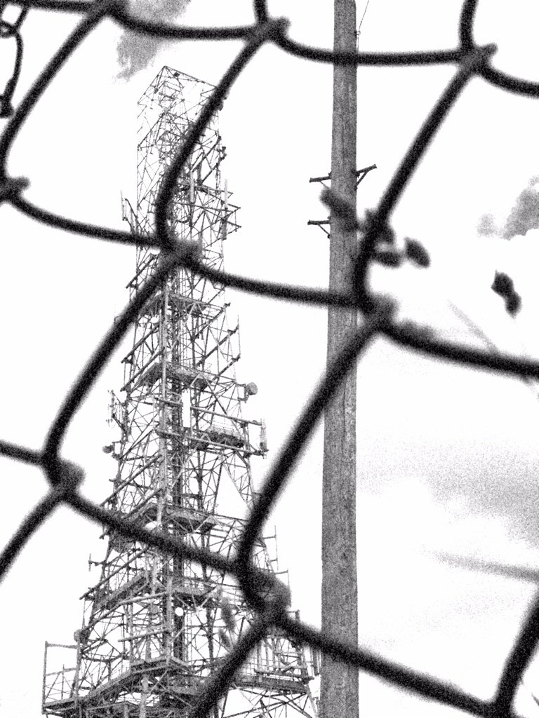 ACT_ANTI_PYLONS's tweet photo. . @_psonice  @HooklandGuide WHITE HILL. WE CALL THAT ONE THE HELL TOWER. THEY REBUILT IT AFTERWARDS. FORTIFIED AND WITH TRIPLE REDUNDANCY. https://t.co/Qsb5eQyYPz
