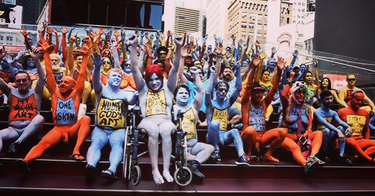 artasair's tweet photo. #BodyNotes #bodynotesbash #humanconnectionarts #artasair #nude #bodypainting #AndyGolub #TimesSquare https://t.co/wq5TvxpdFr