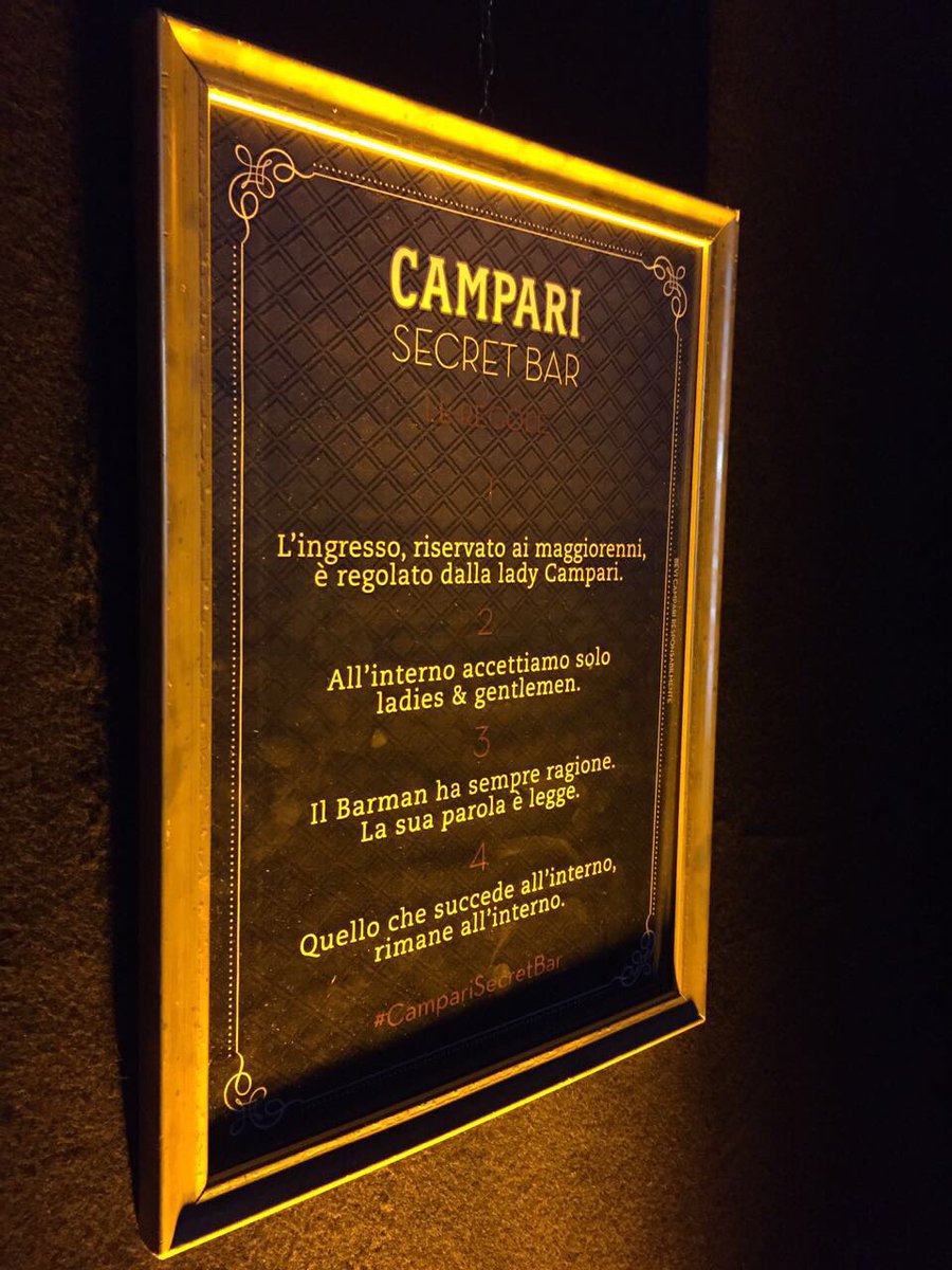 Ti aspettiamo al Rosa Grand Milano, ma ricordati.. è un segreto. 🗝 #NegroniWeek #Campari