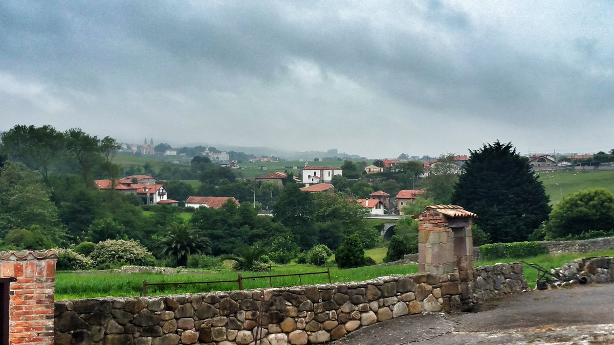 paulaantonan's tweet photo. No hay pueblo, como mi pueblo ayyyyyy.... 😍❤
#Toñanes #Cantabria https://t.co/TO4Z4UFzcs
