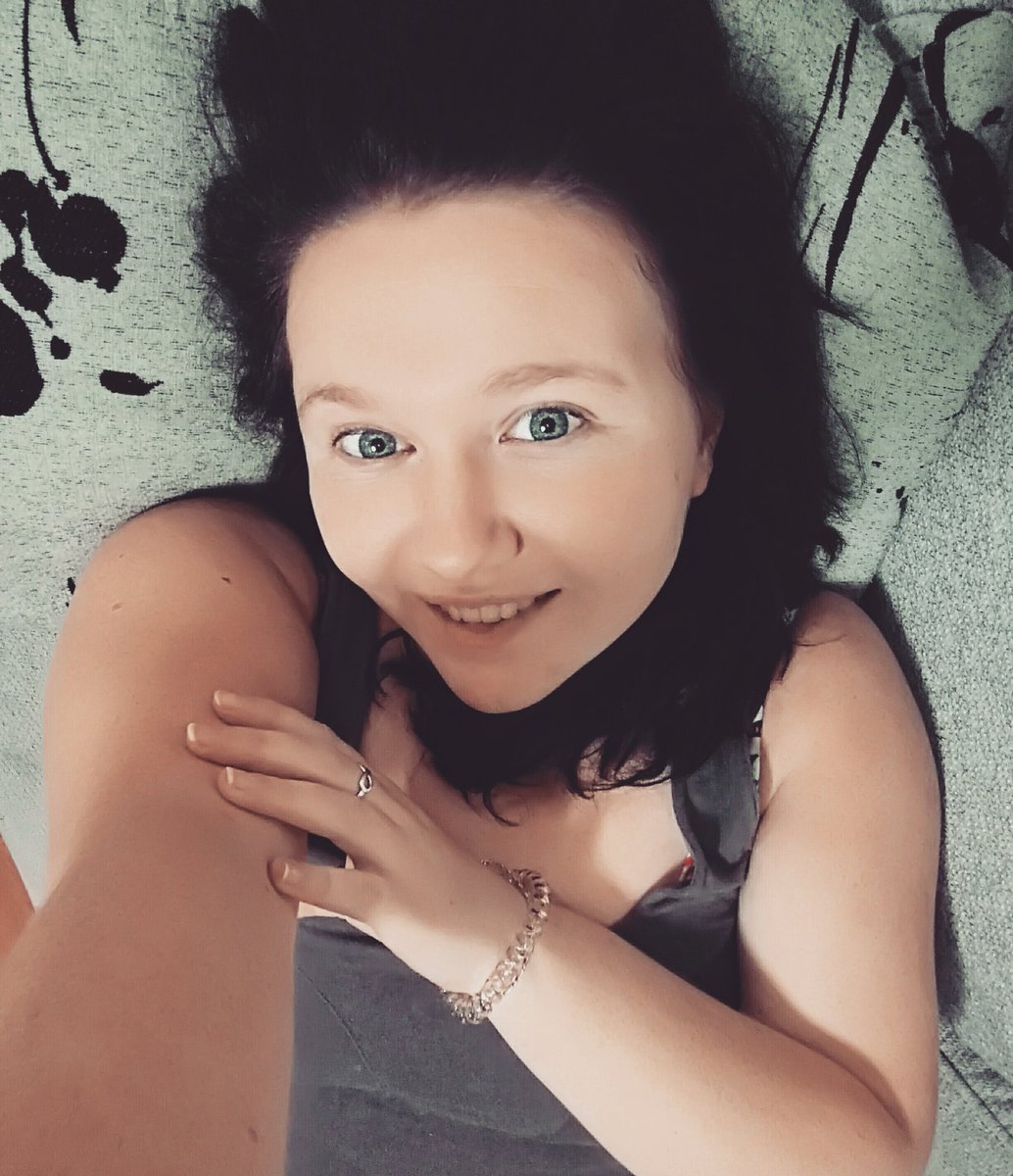Jessica_64262's tweet photo. Selfie session #chinalife #sundayselfies https://t.co/FcQOnYwoay