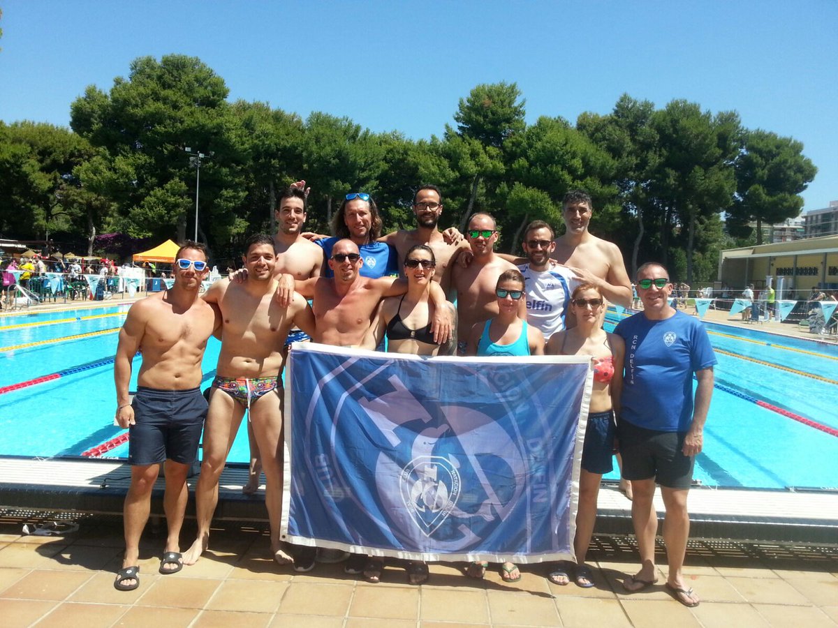 rcndelfin's tweet photo. Muy buena actuacion del Equipo Master👌 Cto. Autonomico Mater🏆🏊 Enhorabuena a tod@s!!👏👏🙌 #RCND🐬 #MASTER🔝 https://t.co/oZERcjwVDN