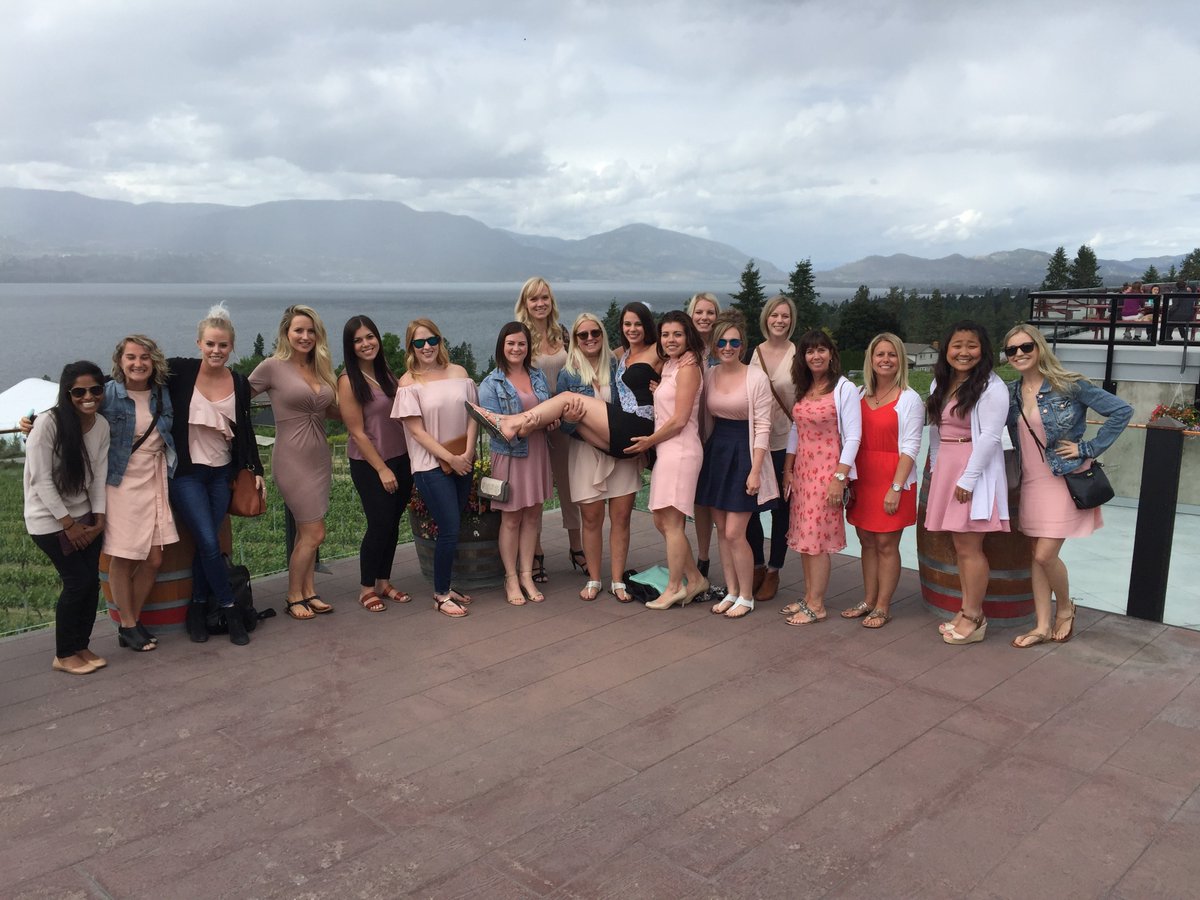 RootsVinesTours's tweet photo. This bachelorette group was happy @summerhillwine #SunsetBistro #wineandcelebrations #lakeshorewineries #explorekelowna #siplocal #goodtimes https://t.co/sUtGbN9wJR