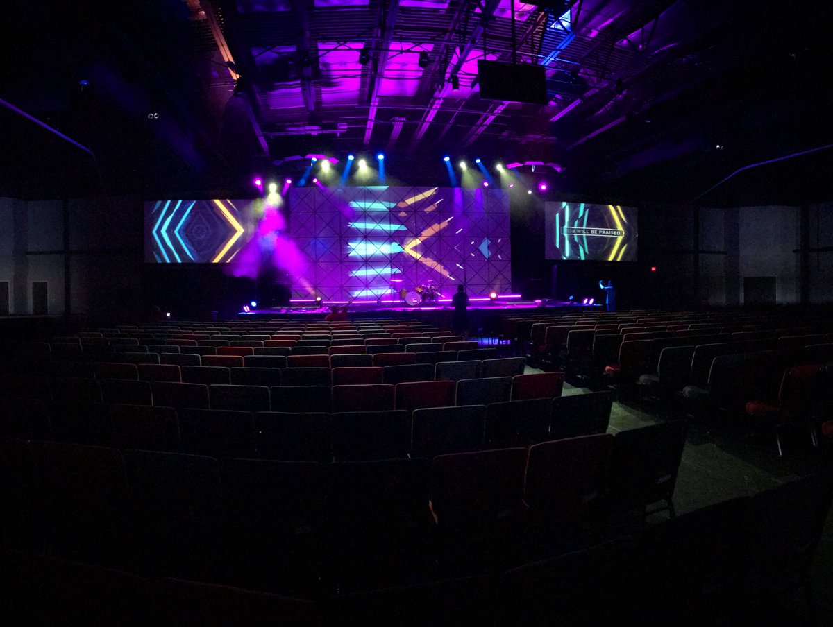 LCTechTeam's tweet image. Life.Church Moore was proud to introduce their NEW scenic this weekend!