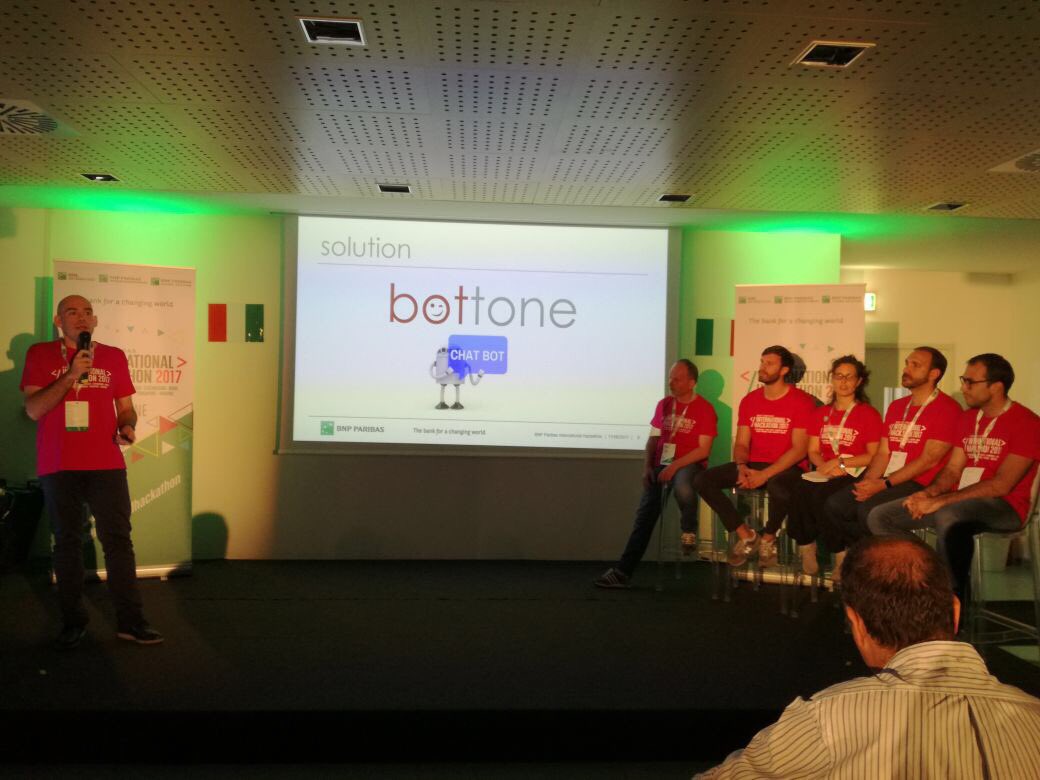 BNL_PR's tweet photo. Le prime 4 #startup a presentare i loro progetti dedicati a #internationalhackathon #Rome per @BNPPLeasing:
Bottone 2Hire Mendua Tiassisto24 https://t.co/VmlKIAP6Bc
